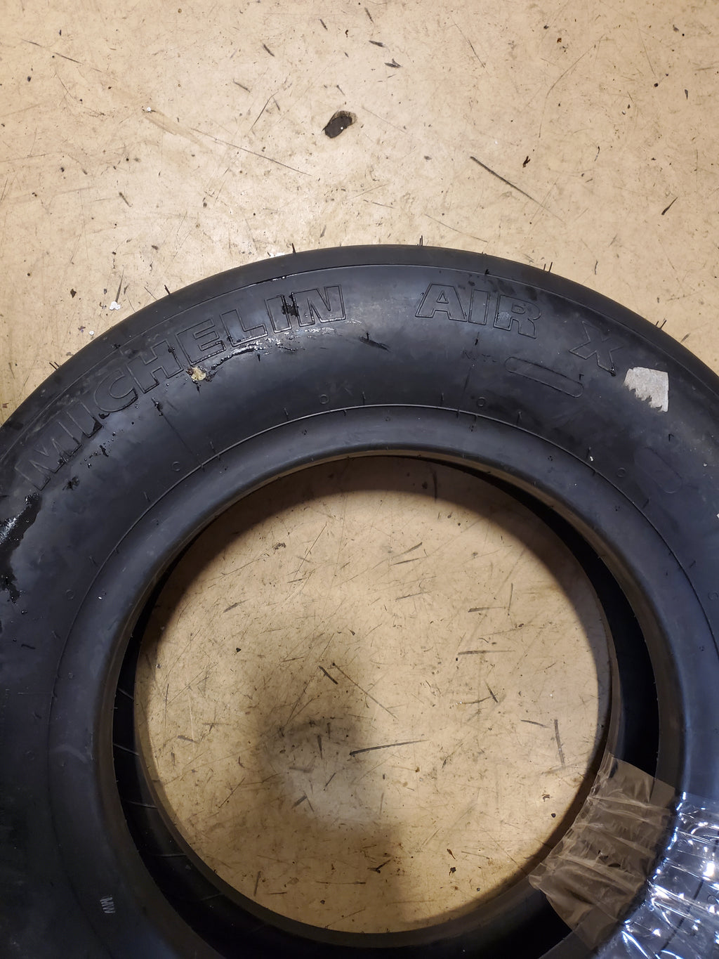 MICHELIN AIR X BSW  26 6.6 14 14PLY AIRCRAFT TIRE 0601392