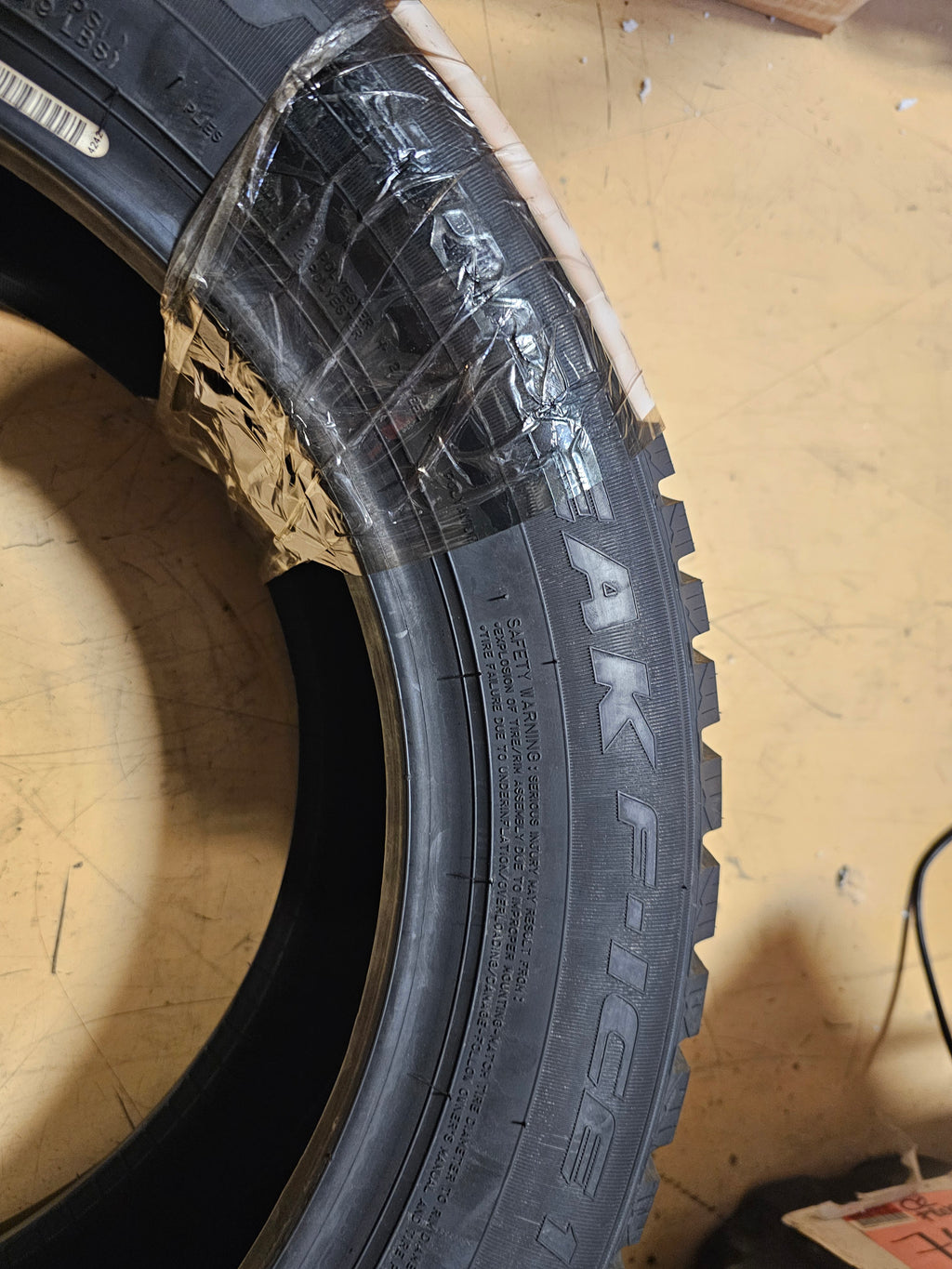 2 FALKEN WINTER PEAK F-ICE 1 P 225 55 17 101T SL SNOW WINTER TIRE 28384762