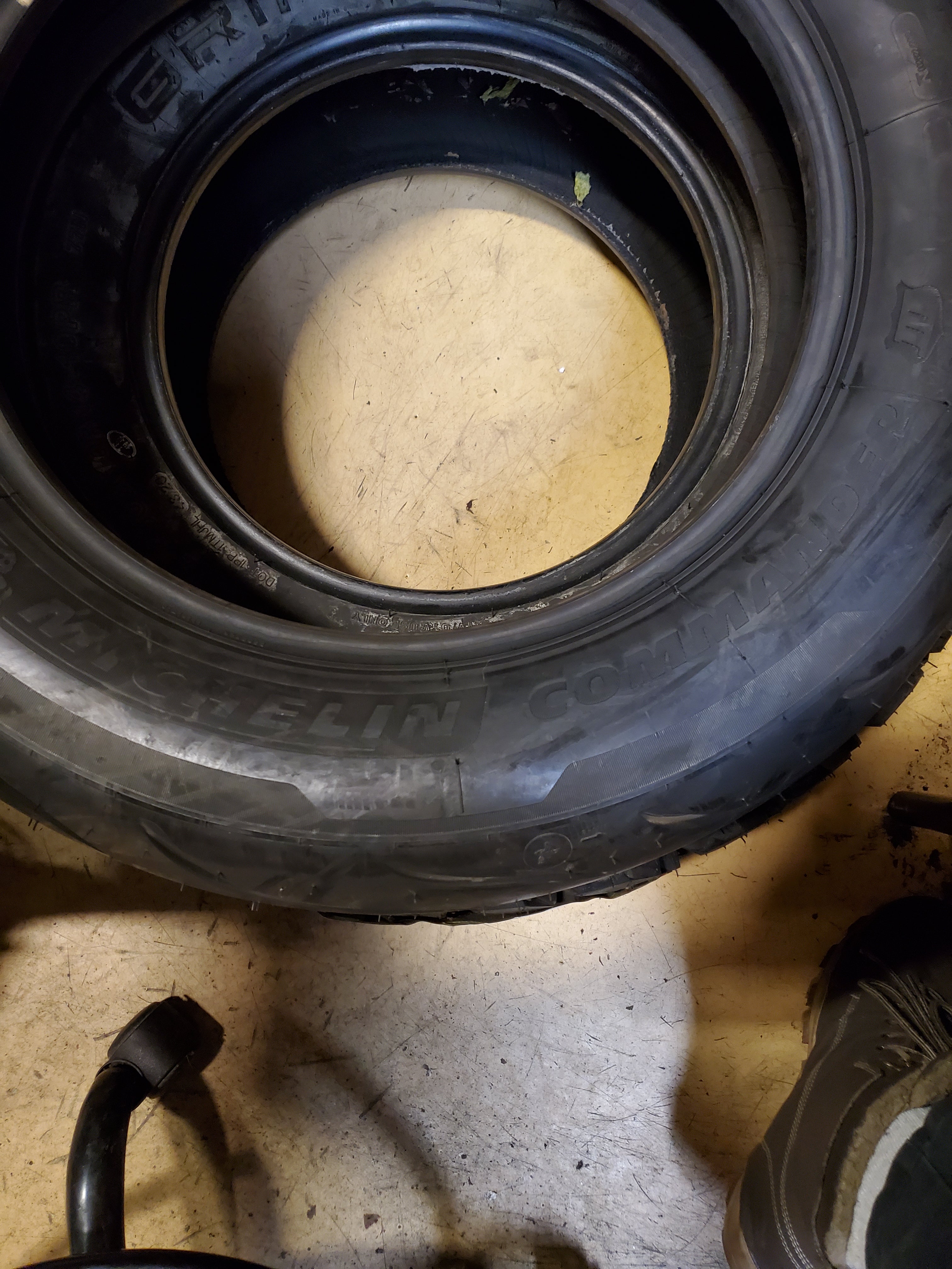 NOS MICHELIN COMMANDER III TOURING BSW  MU85 16 REAR MOTORCYCLE TIRE 14070