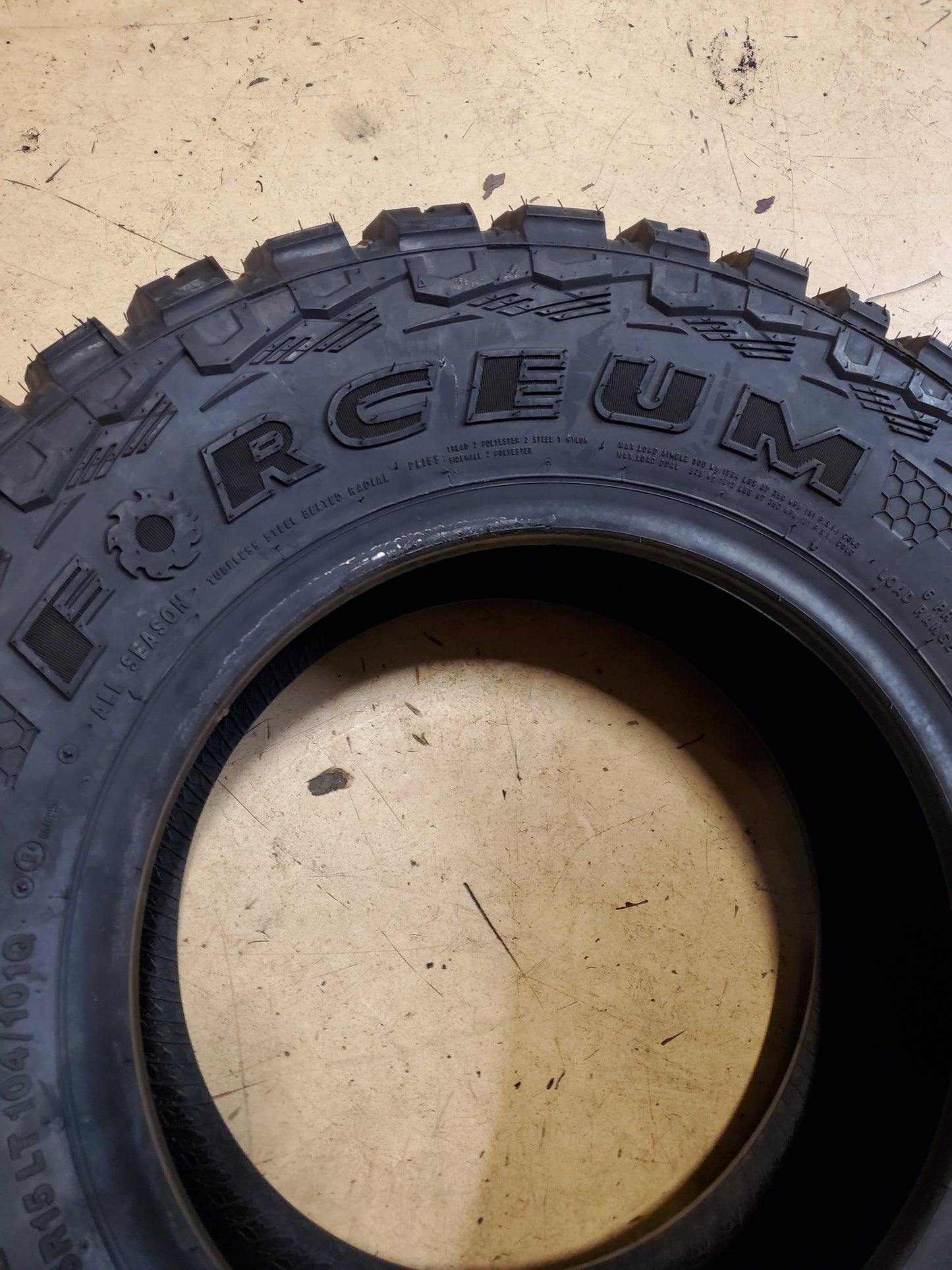 FORCEUM M/T08 PLUS BSW LT 235 75 15 104/101Q 6PLY MUD TIRE 1200046769