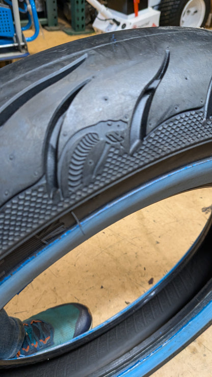 AVON COBRA CHROME AV92 WSW P 140 90 16 77H REAR MOTORCYCLE TIRE 2120290