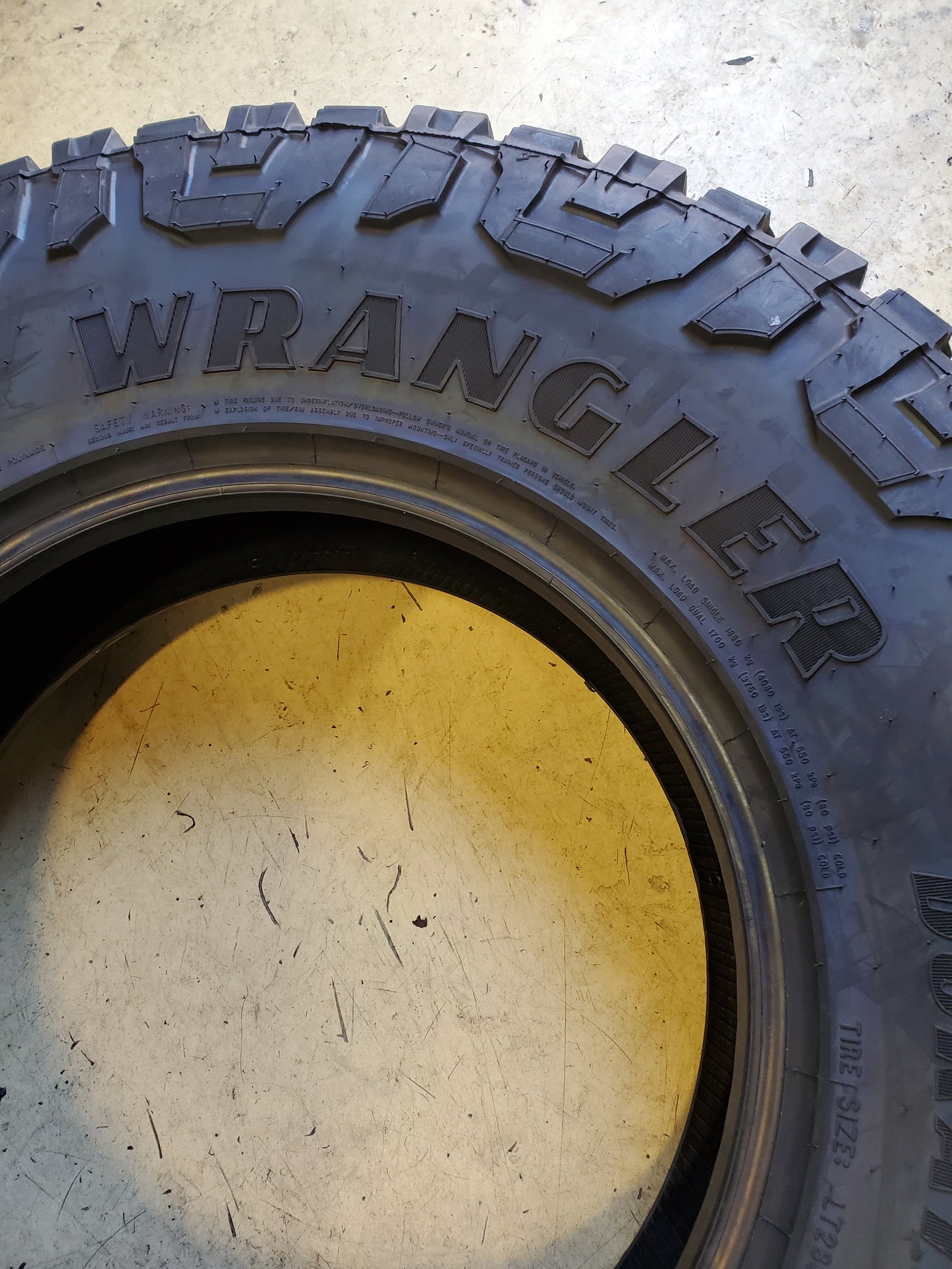 GOODYEAR WRANGLER DURATRAC RT LT 285 75 18 129/126S 10PLY RUGGED TIRE 176300991