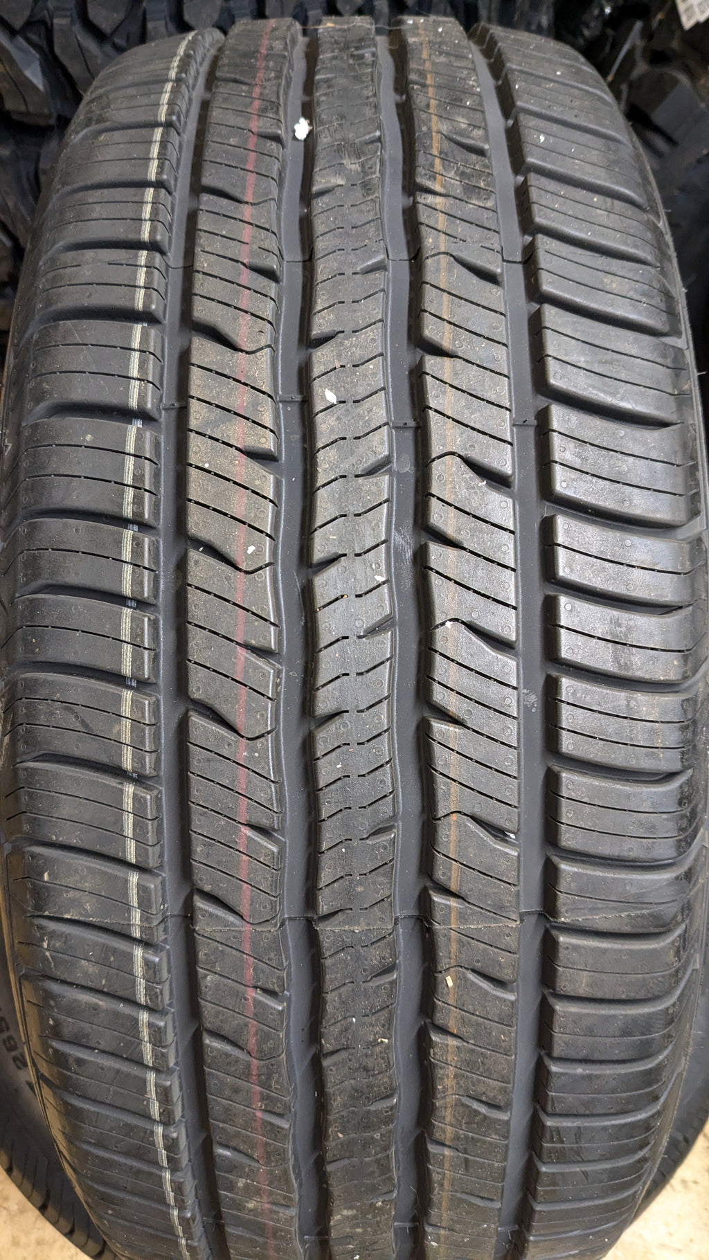 BFGOODRICH ADVANTAGE CONTROL BSW P 265 50 20 107T ALL SEASON TIRE 03629