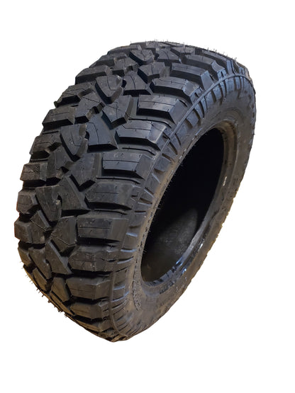 FURY COUNTRY HUNTER M/T BSW LT 35 12.5 20 121Q 10PLY FCHII35125020A