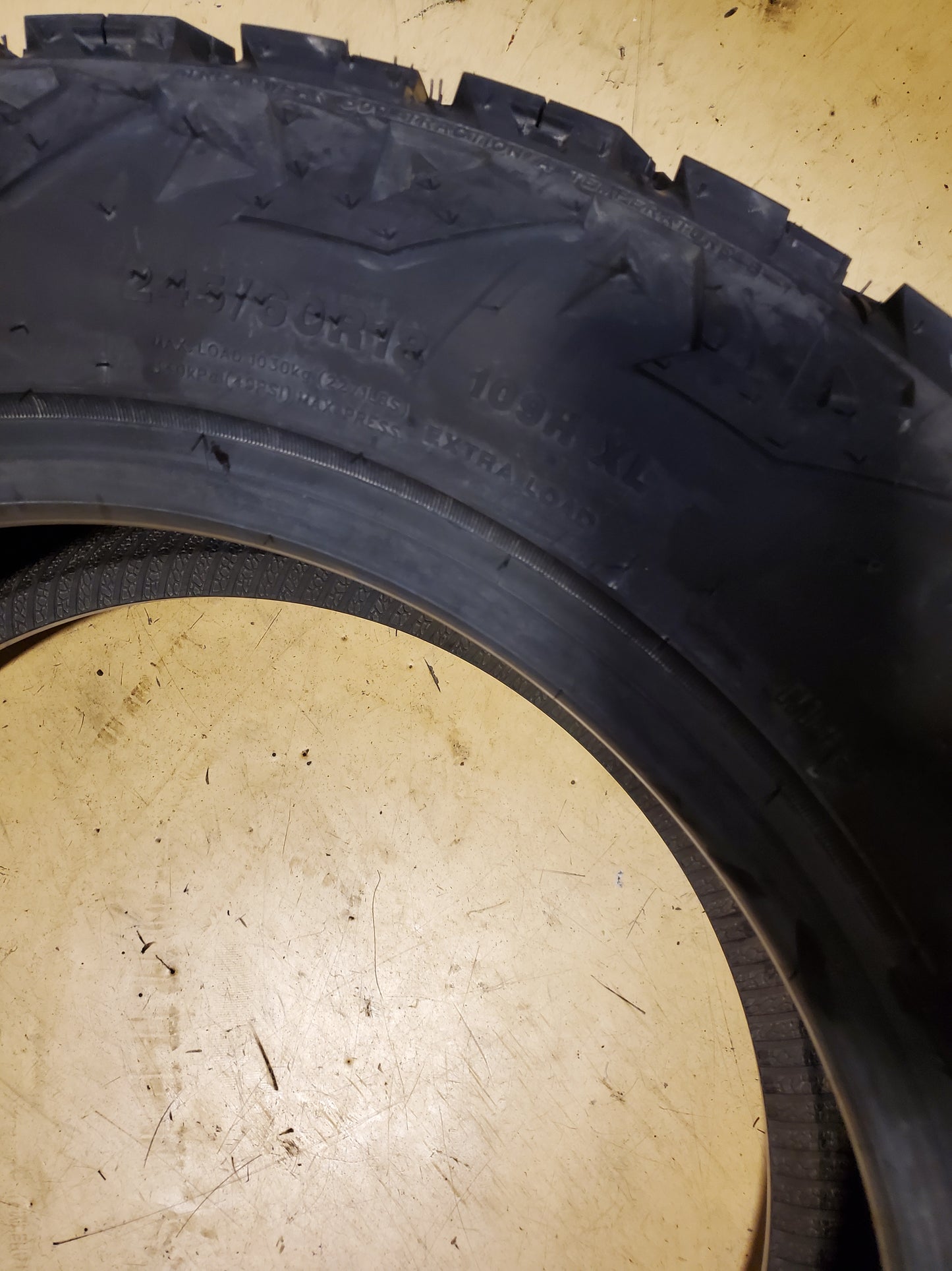 VENOM POWER TERRA HUNTER X/T BSW P 245 60 18 109H XL RUGGED TIRE TVPXT75
