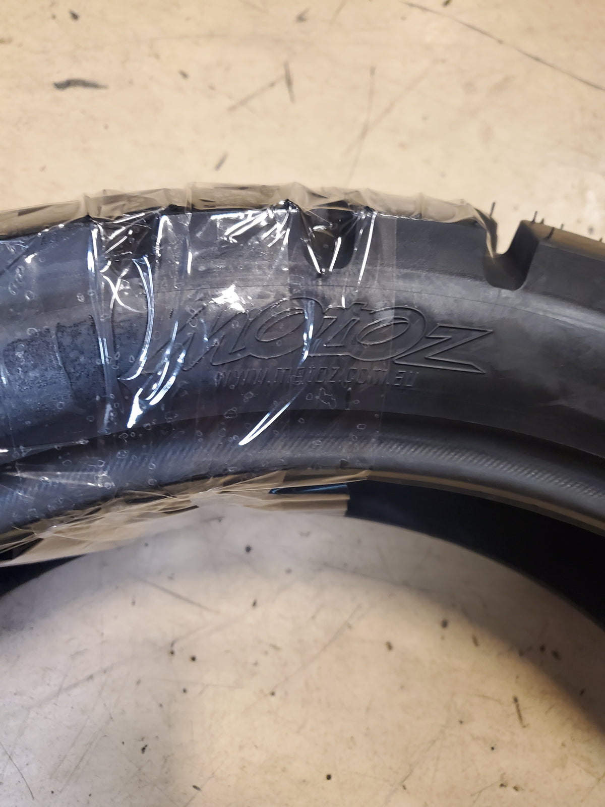 MOTOZ TRACTIONATOR GPS BSW 150 70 17 69T REAR MOTORCYLE TIRE P1055163