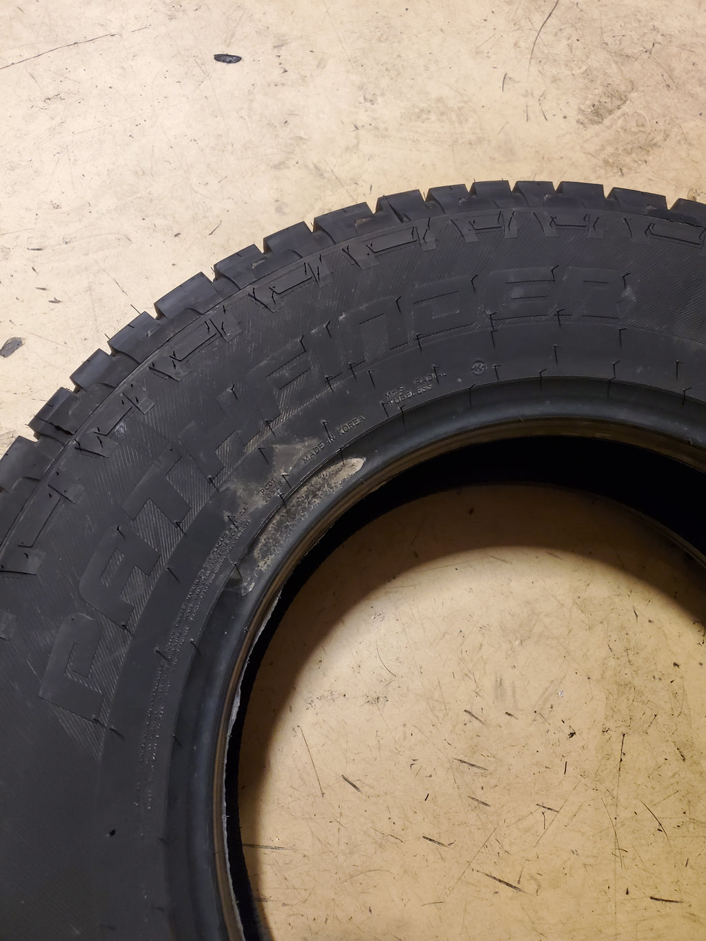 PATHFINDER ALL TERRAIN BSW LT 275 70 18 125/122S 10PLY  TIRE 2022236