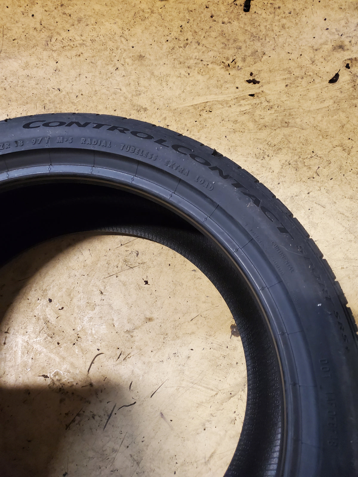CONTINENTAL CONTROLCONTACT SPORT SRS+ P 245 40 18 97Y XL UHP TIRE 15575780000
