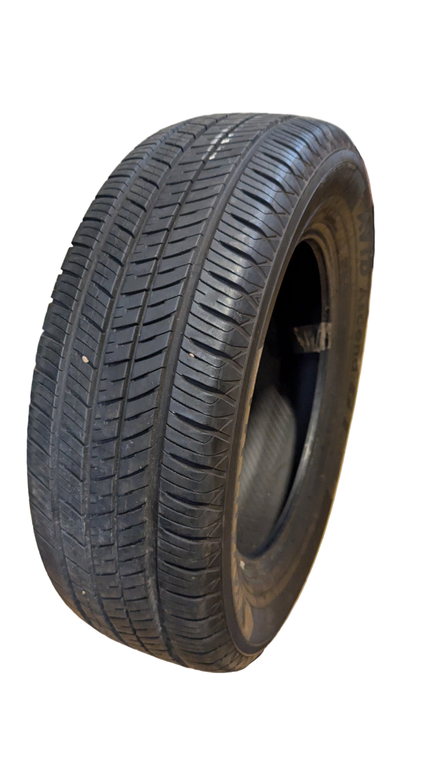 USED 9/32" YOKOHAMA AVID ASCEND GT  BSW P 225 65 17 102H ALL SEASON TIRE 110132755