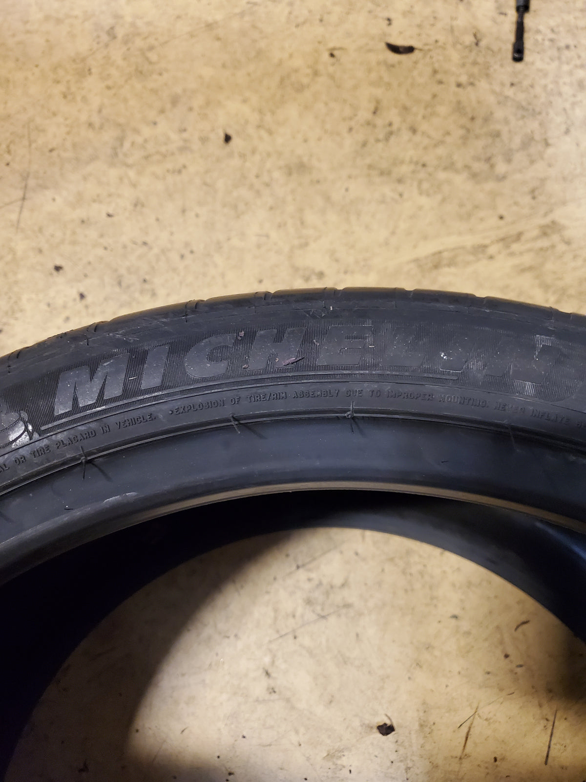 MICHELIN PILOT SPORT 4S BSW P 305 30 20 99Y UHP TIRE 00380