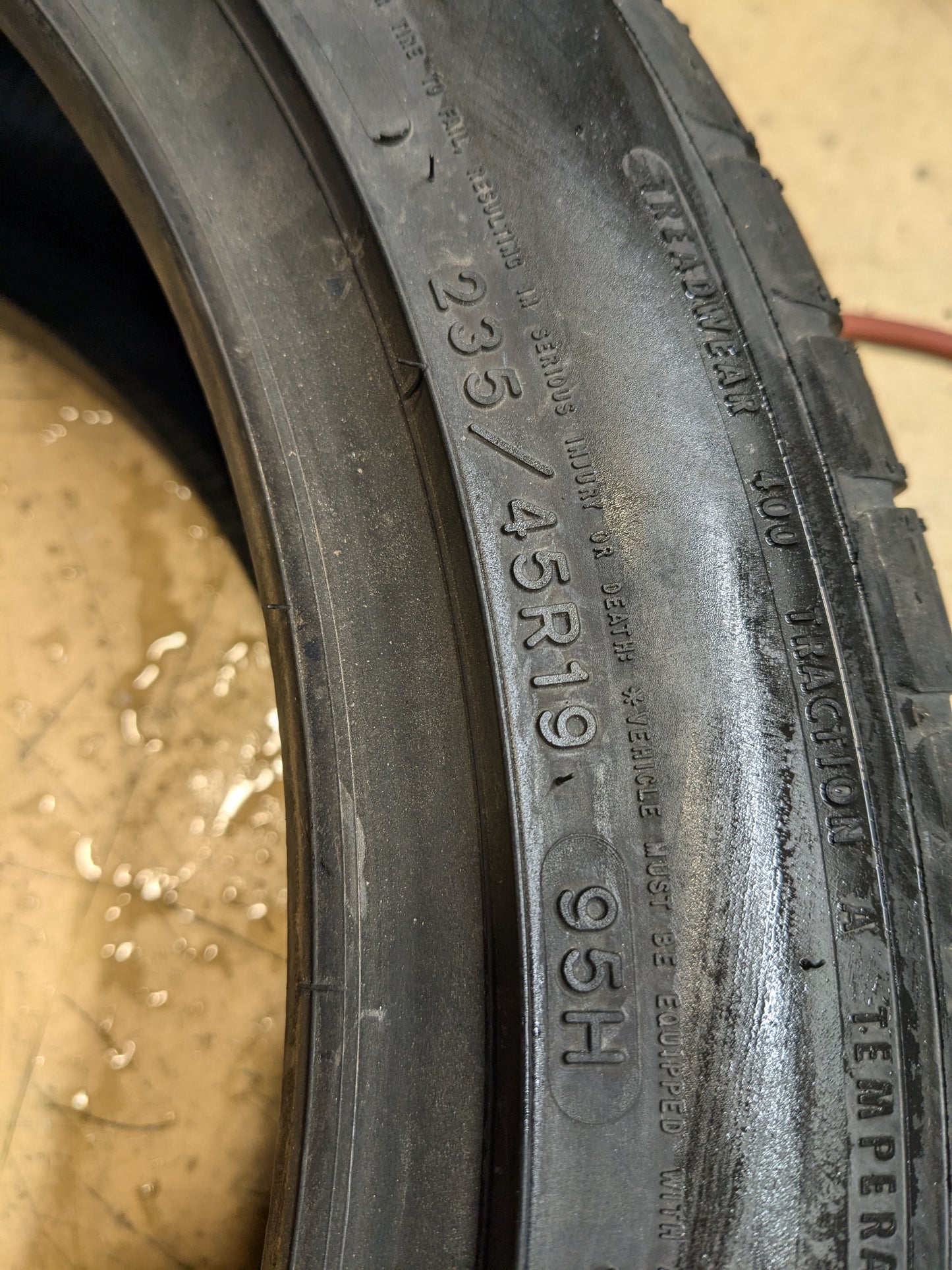 GOODYEAR EAGLE LS-2 ROF RUNFLAT BSW P 235 45 19 95H ALL SEASON TIRE 706377308