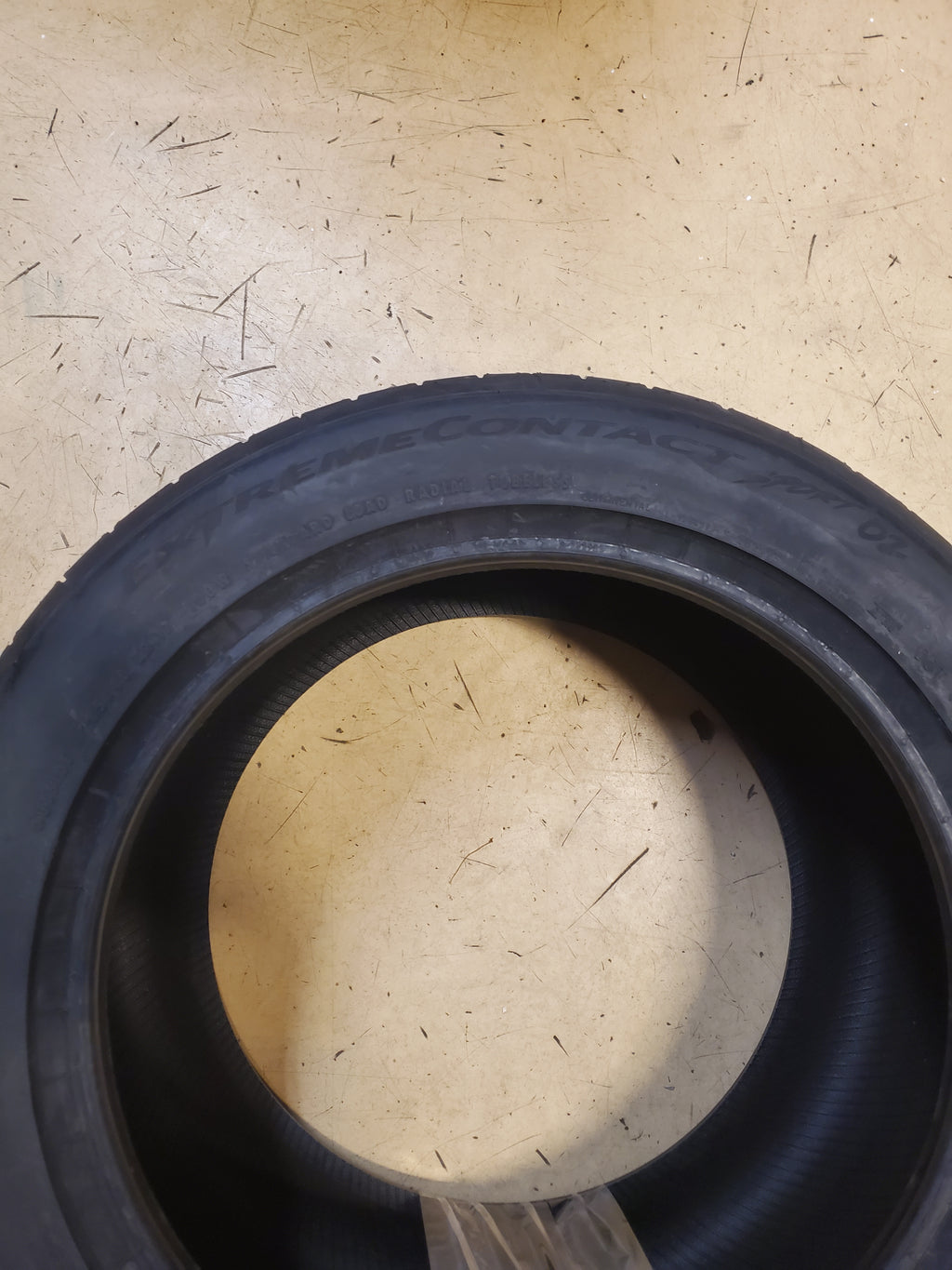 CONTINENTAL EXTREMECONTACT SPORT 02 P 285 40 17 100W UHP TIRE 03125070000