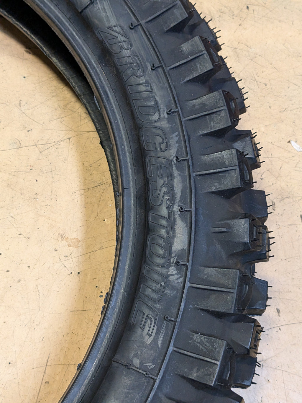 BRIDGESTONE BATTLECROSS X31R BSW 110 100 18 64M REAR MOTORCYCLE TIRE 13851