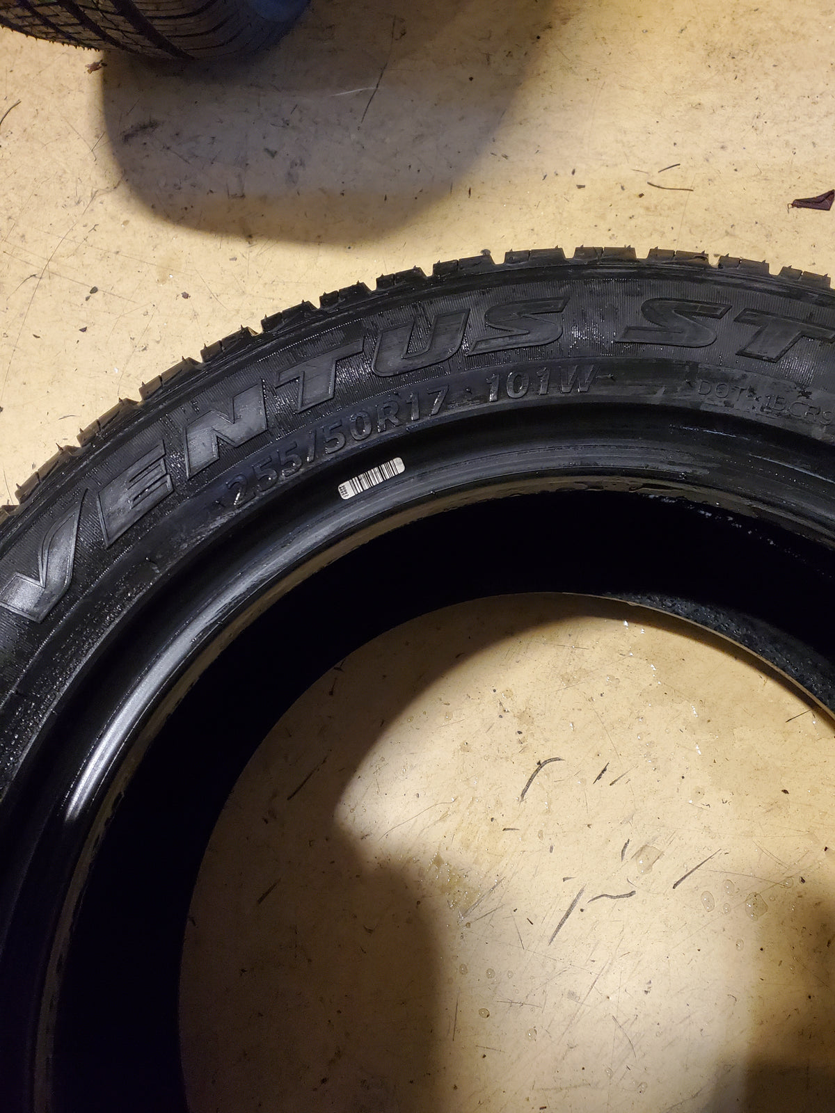 HANKOOK VENTUS ST RH06 BSW P 255 50 17 101W ALL SEASON TIRE 1004322