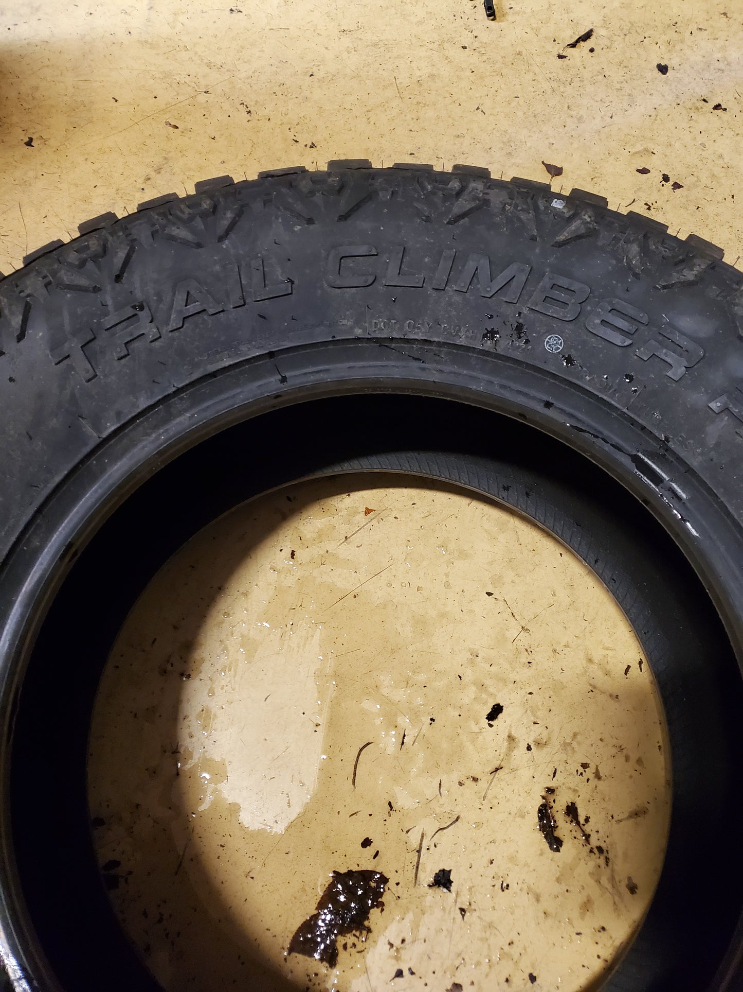 SUMMIT TRAIL CLIMBER RT BSW P 265 70 17 115T XL RUGGED TIRE 1600698