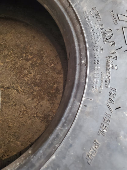 SUMITOMO ST727 BSW  10 17.5 134/132L 16PLY STEER TIRE 5530540