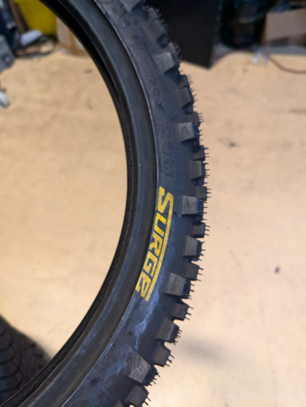 CST SURGE MINI 60 100 14 29M FRONT MOTORCYCLE TIRE TM19760000