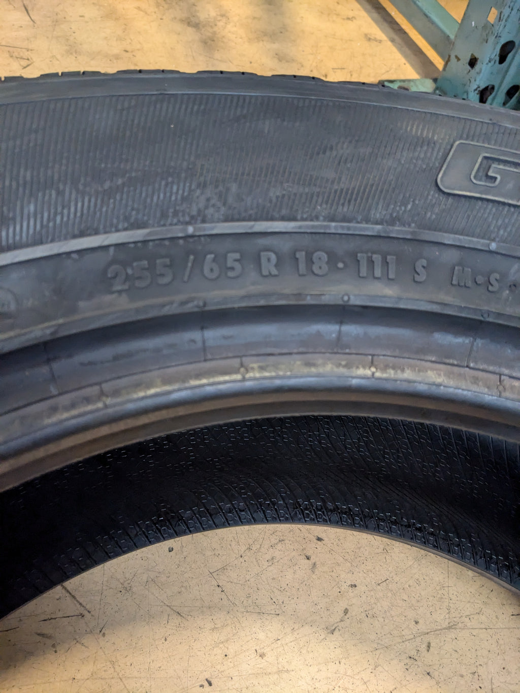 GENERAL GRABBER HTS60 BSW P 255 65 18 111S  ALL SEASON TIRE 4504900000
