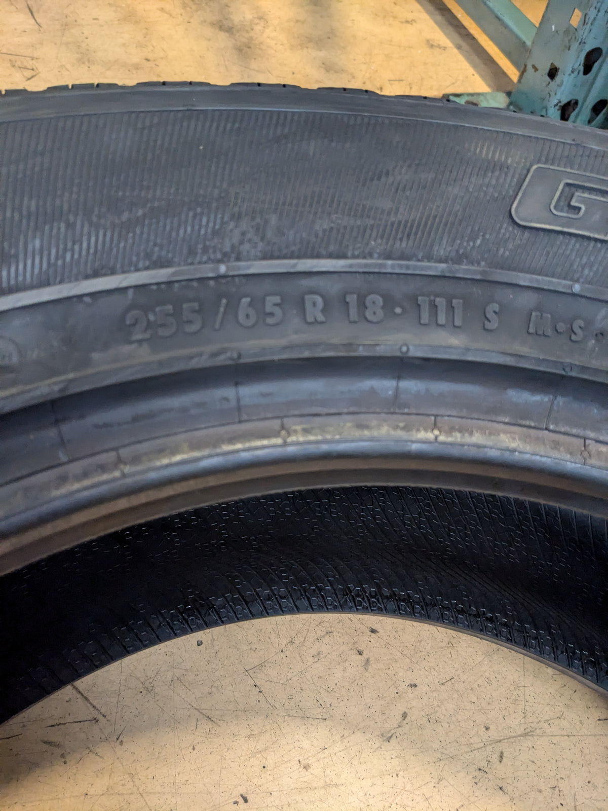 GENERAL GRABBER HTS60 BSW P 255 65 18 111S  ALL SEASON TIRE 4504900000