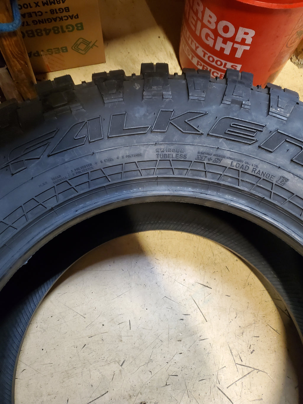 NOS FALKEN WILDPEAK MT01 BSW LT 37 13.50 20 127Q 10PLY MUD TERRAIN TIRE 28516951