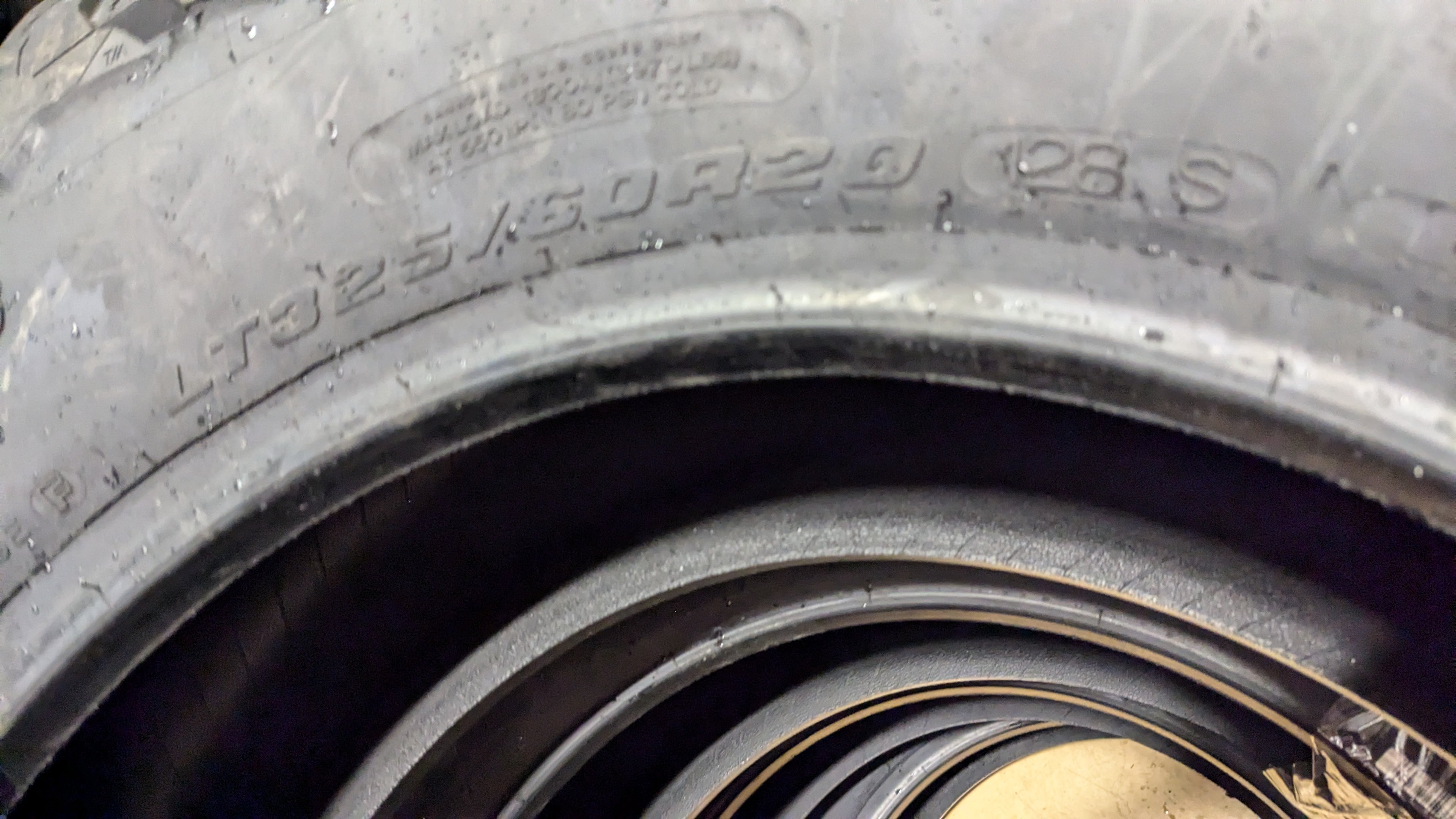 (KSL ONLY) 4 BFGOODRICH ALL TERRAIN T/A KO3 BSW LT 325 60 20 128S 12PLY ALL TERRAIN TIRE 13906