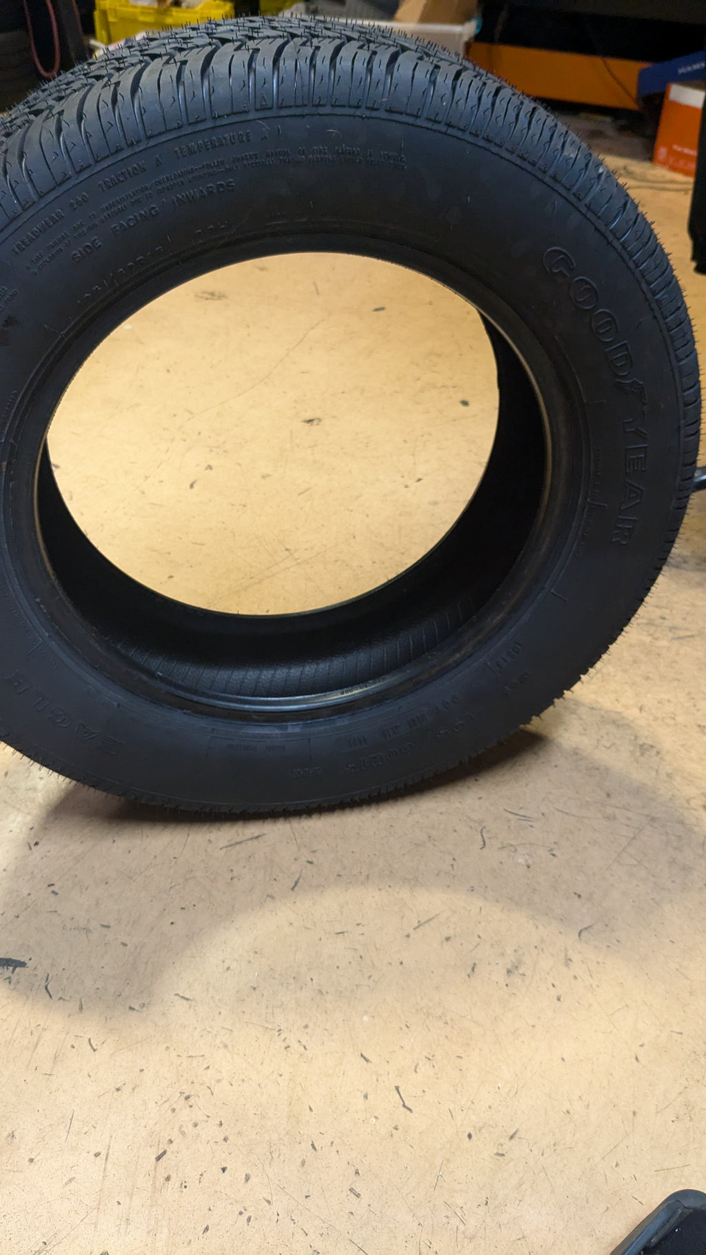 GOODYEAR EAGLE RSA BSW P 195 60 15 88H ALL SEASON TIRE 732401500