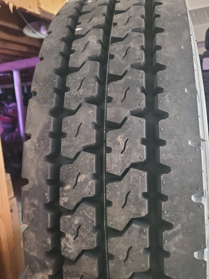 YOKOHAMA TY517 MC2 BSW LT 285 75 24.5 14PLY COMMERCIAL TIRE 120151726