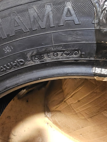 2 YOKOHAMA YK740 GTX  P 225 60 18 100H SL ALL SEASON TIRES  110174055