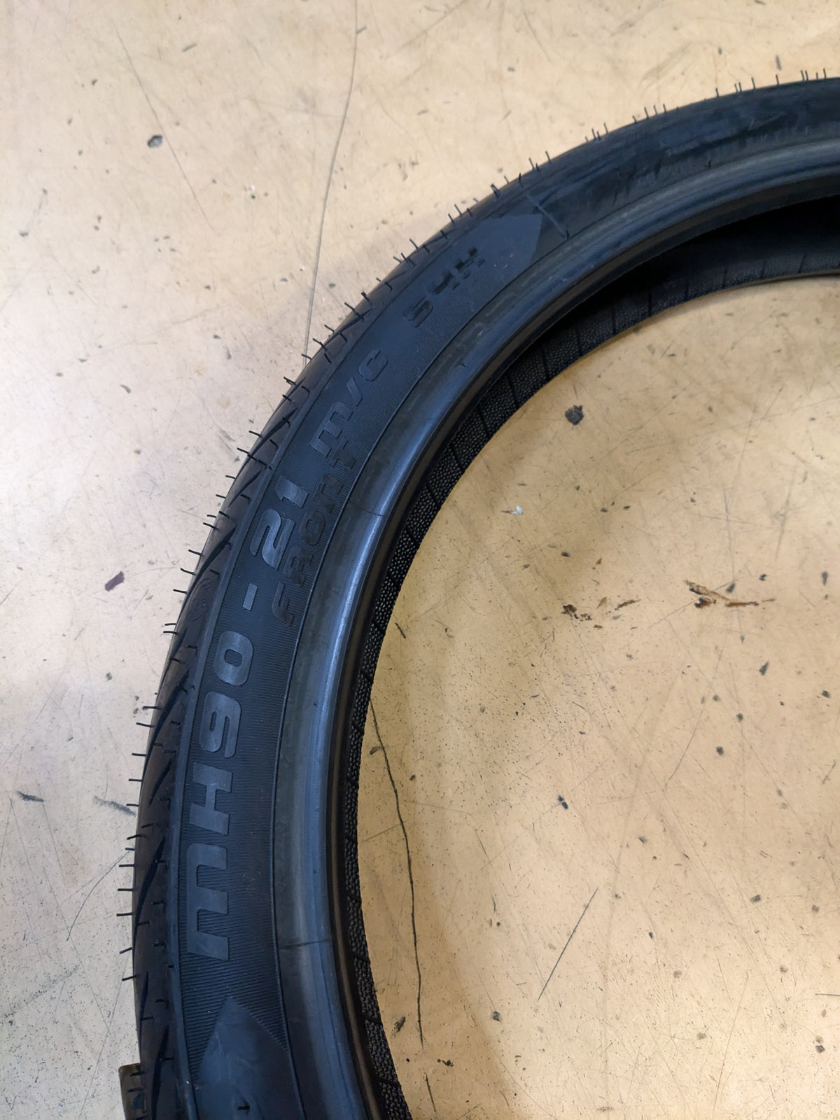 METZELER CRUISETEC BSW MH 90 21 54H FRONT MOTORCYCLE TIRE 3577800