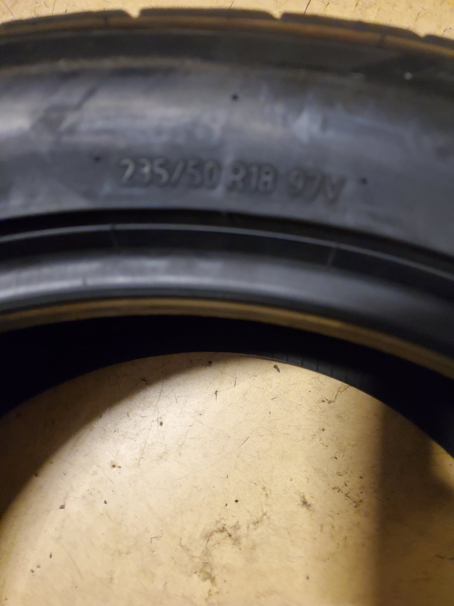 BFGOODRICH ADVANTAGE CONTROL ALL SEASON BSW P 235 50 18 97V TIRE 91494