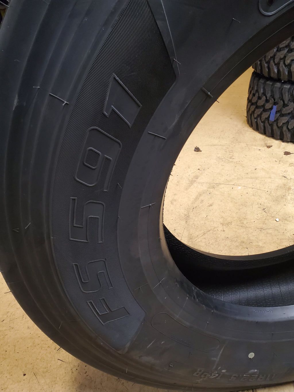 FIRESTONE FS591 BSW  11 22.5 144/142L 14PLY STEER TIRE 238532