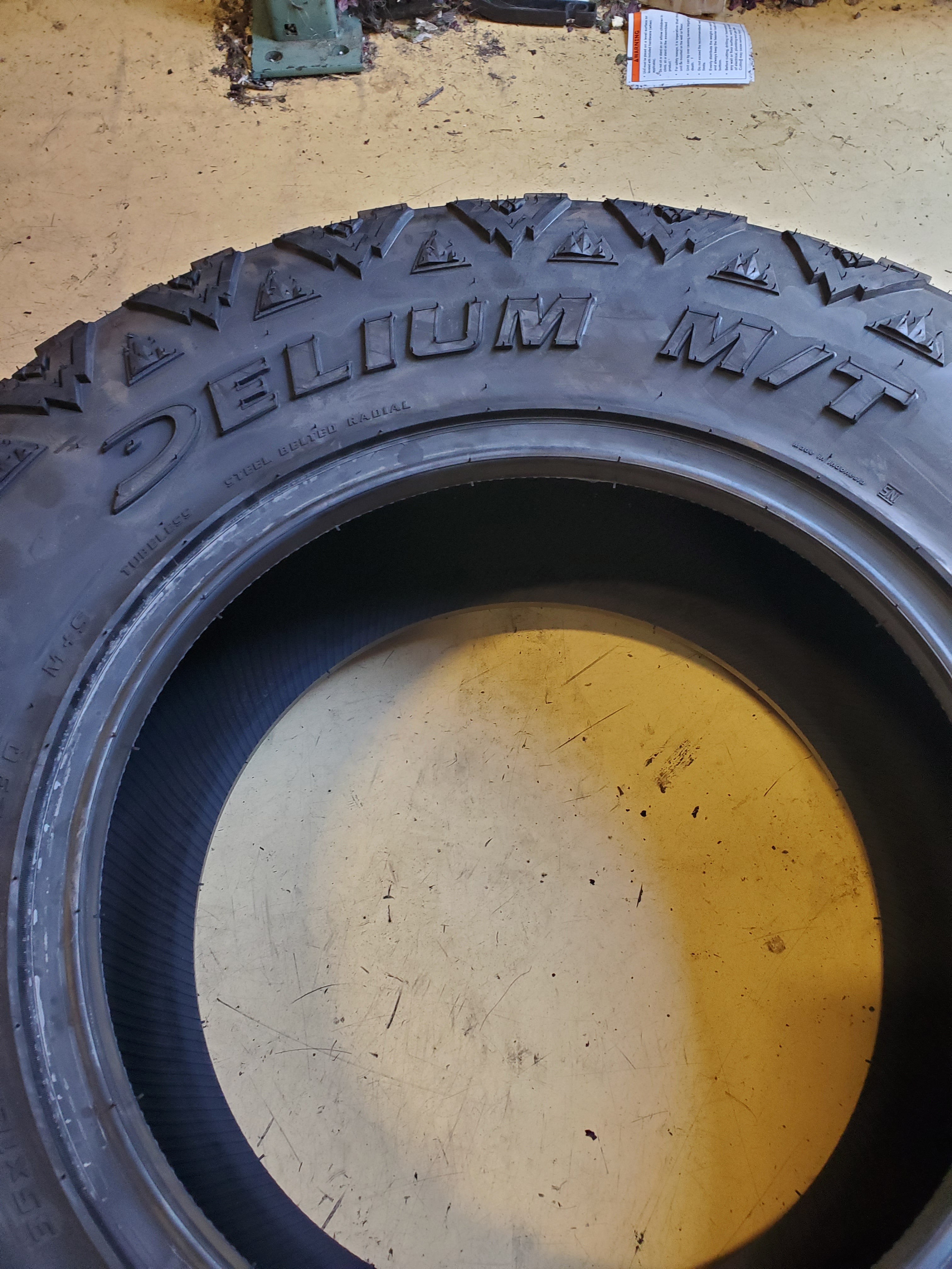 NOS DELIUM TERRA RAIDER M/T BSW LT 35 12.5 18 123Q 10PLY MUD TIRE D235128