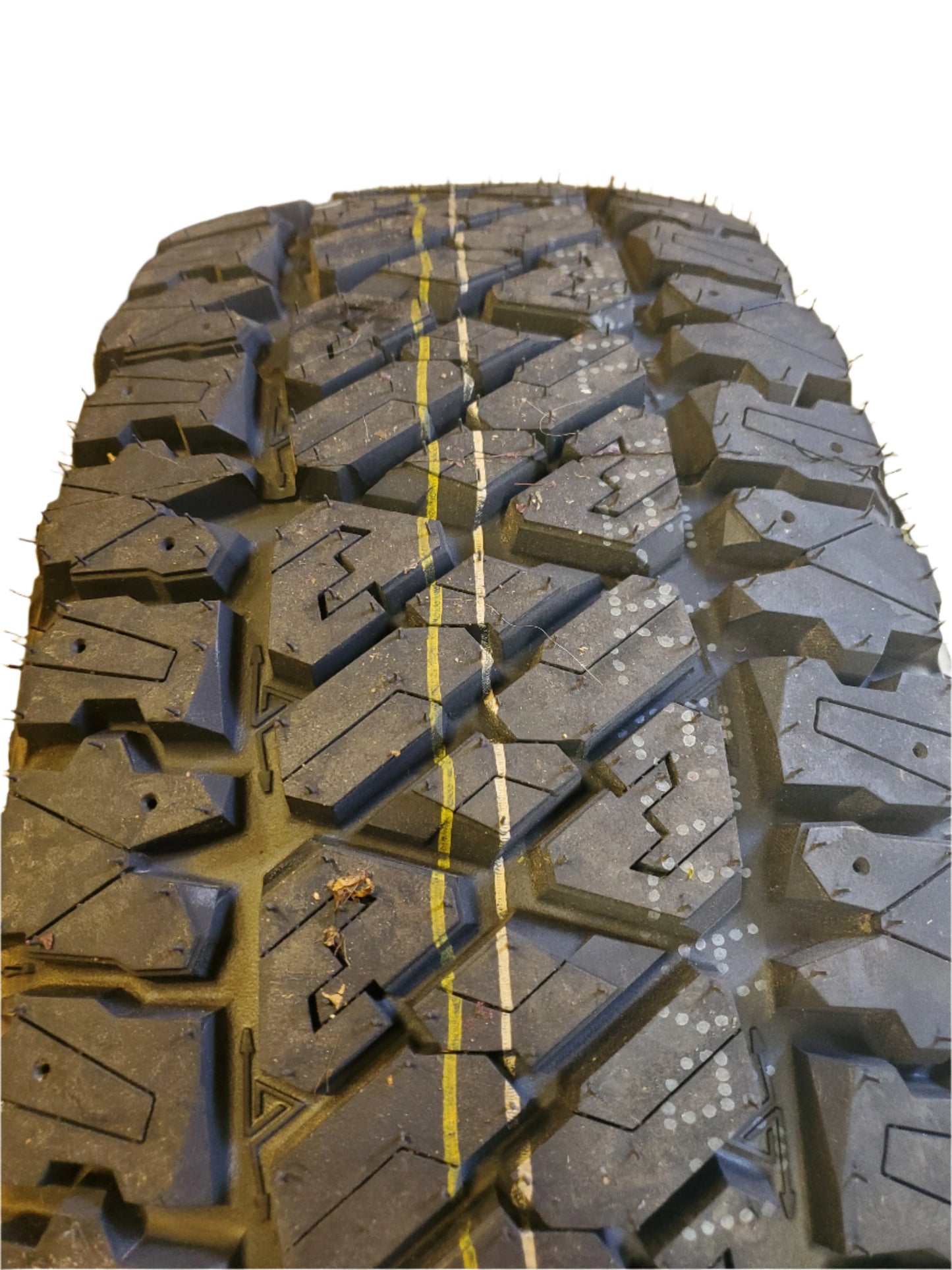 2 THUNDERER RANGER A/TR BSW LT 285 70 17 121/118S 10PLY ALL TERRAIN TIRE TH1110