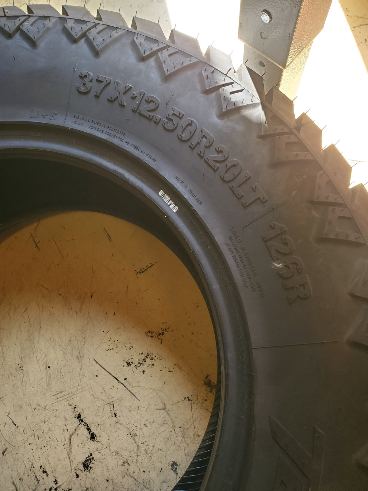 AMP TERRAIN ATTACK A/T A BSW LT 37 12.5 20 126R 10PLY TIRE 37125020AMPCA3