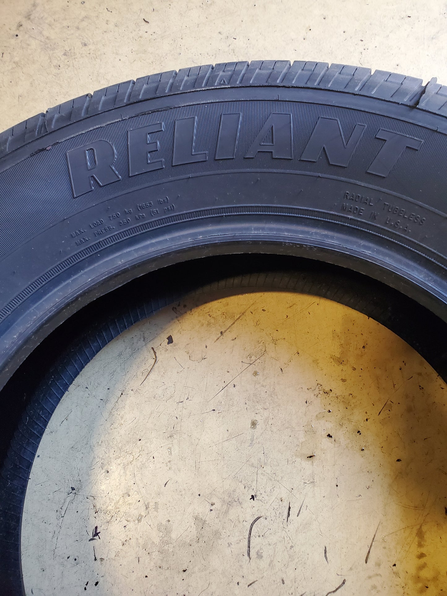 GOODYEAR RELIANT ALL SEASON BSW P 215 65 16 98V TIRE 682069597