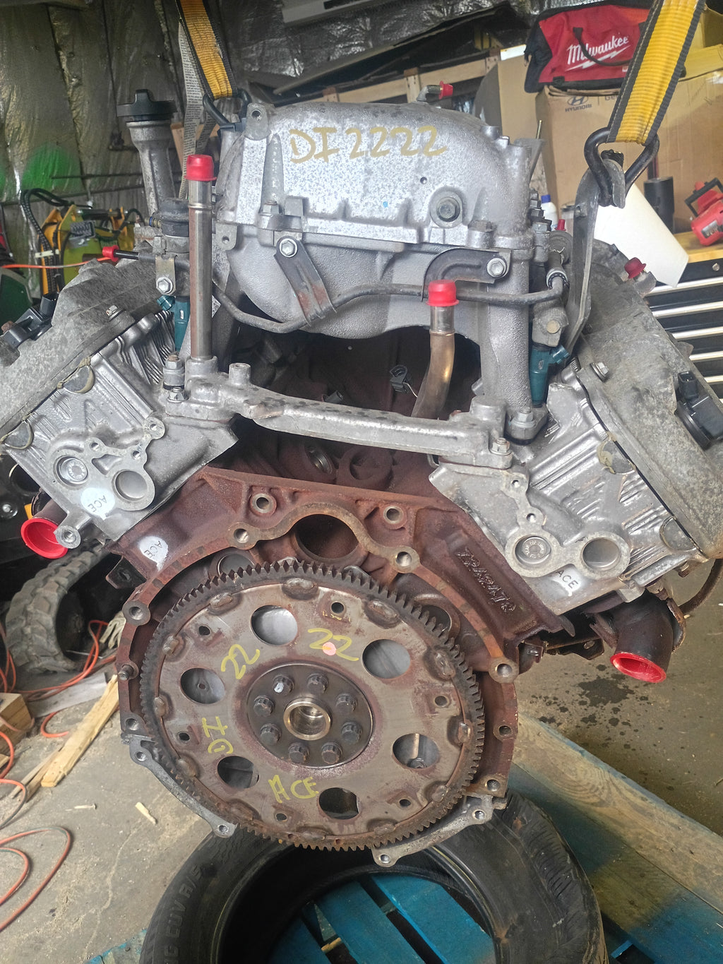 USED GENUINE ENGINE MOTOR 01-04 TOYOTA 4.7L V8 2UZ-N83FC