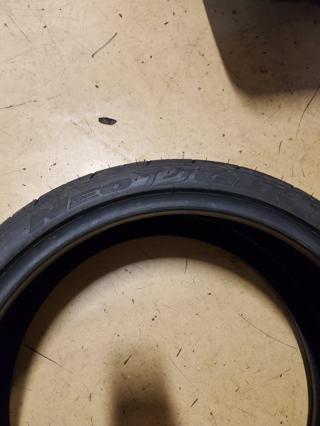 NITTO NEO GEN BSW P 215 35 18 84W XL ALL SEASON TIRE 185100