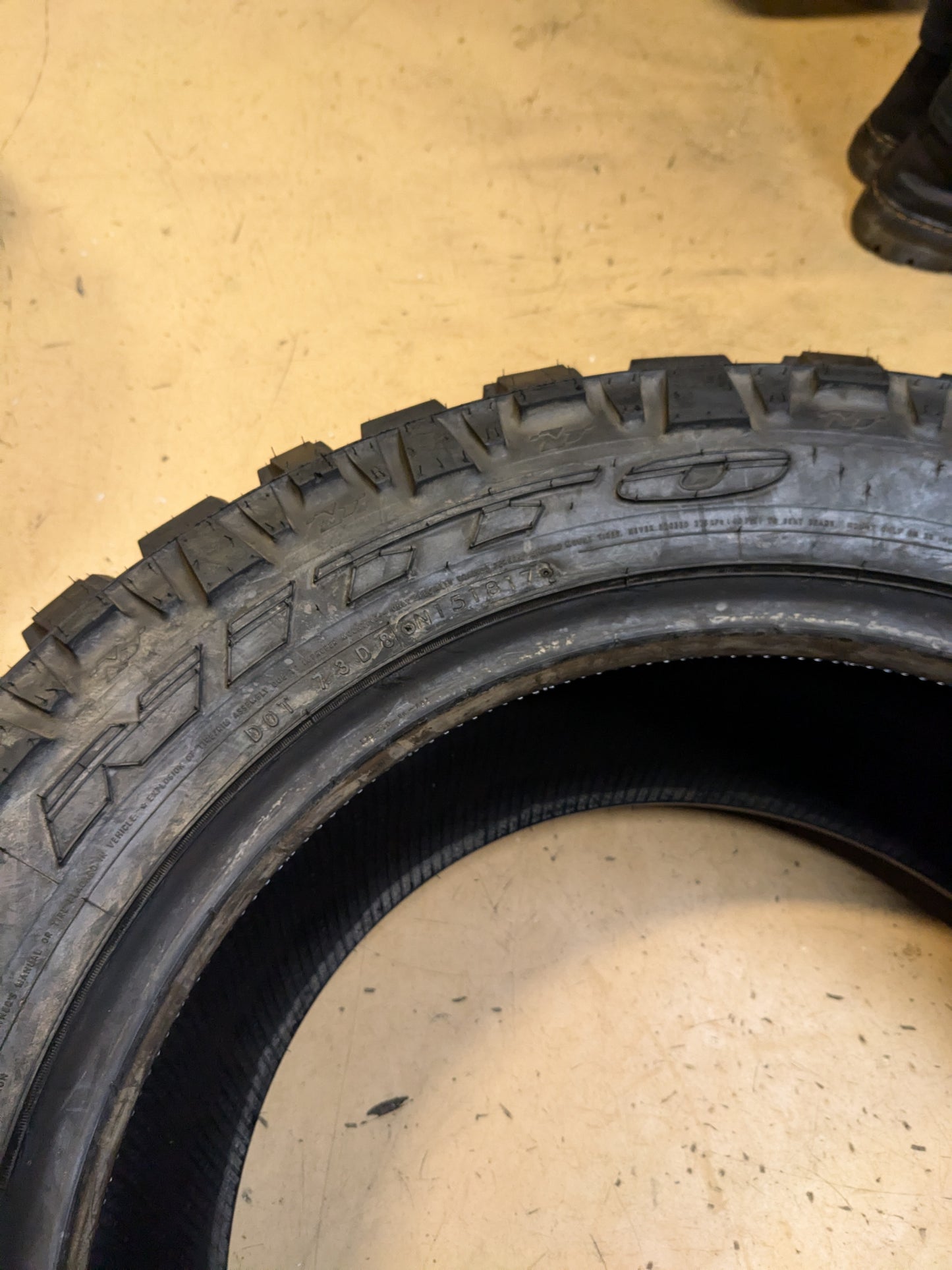 NEW OLD STOCK NITTO TRAIL GRAPPLER LT 295 55 20 123/120Q LRE 10 PLY MUD TERRAIN TIRE 205750