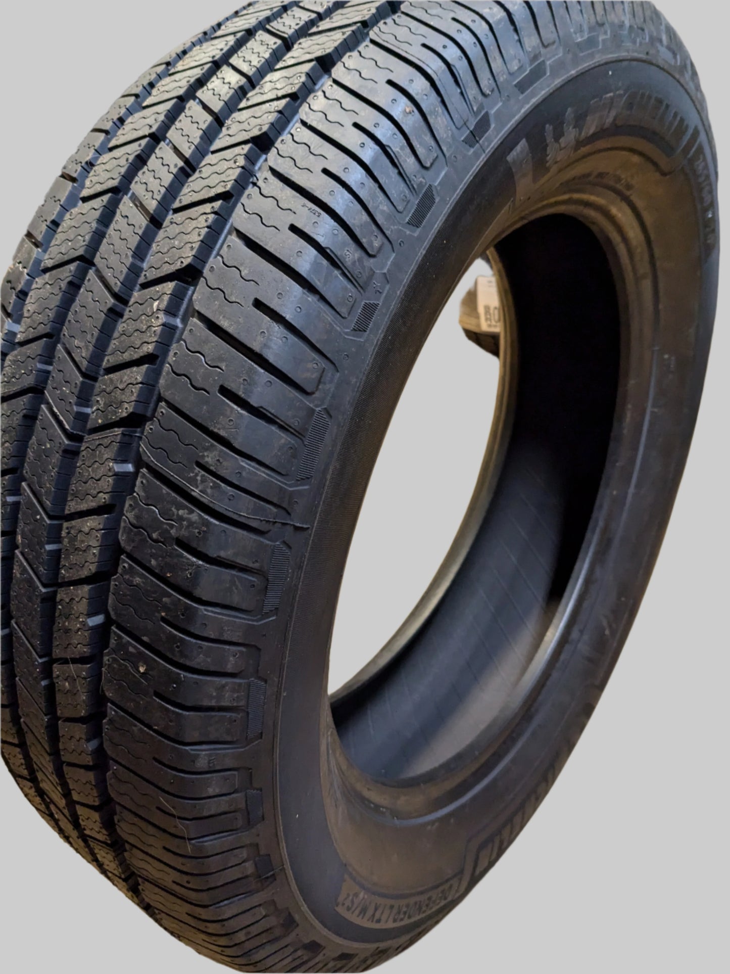 2 MICHELIN DEFENDER LTX M/S 2 BSW P 265 60 20 115H XL ALL SEASON TIRE 20062