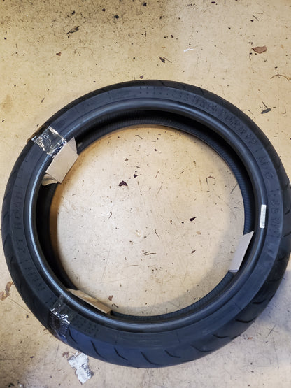 KENDA KM1 ST ROAD BSW  120 70 17 58W FRONT MOTORCYCLE TIRE 143K2060