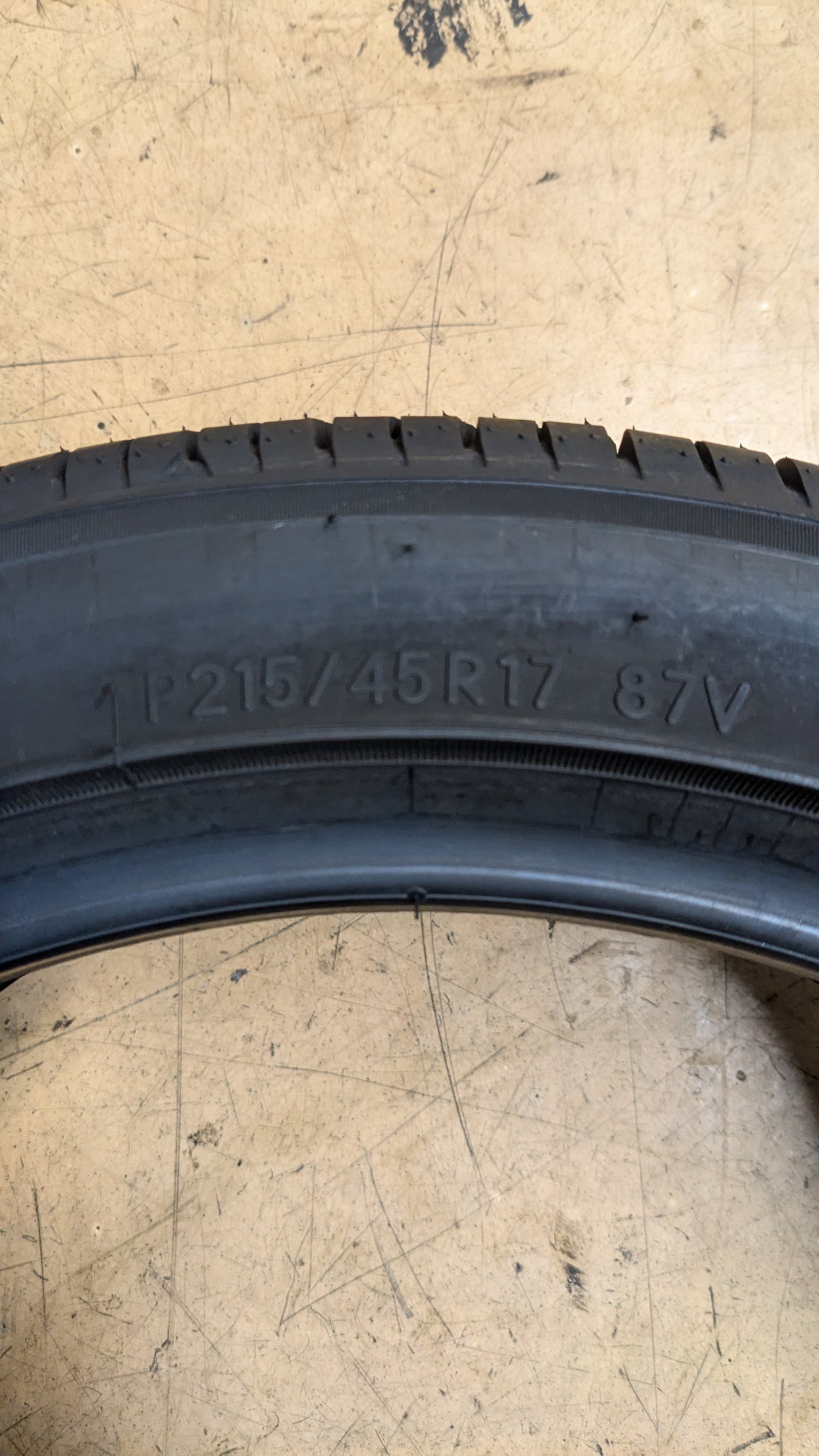 TOYO PROXES A20 BSW P 215 45 17 87V ALL SEASON TIRE 238880