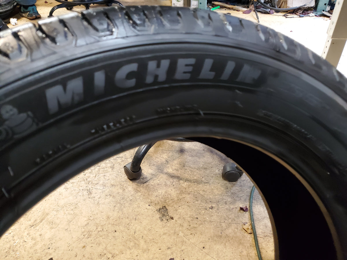 MICHELIN DEFENDER 2 BSW P 235 55 18 104H XL ALL SEASON TIRE 51385