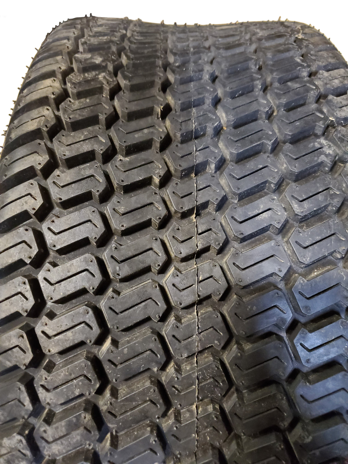 NOS TRAC GARD C/T BSW 27 10.5 15 8PLY LAWN TIRE 27250003TR