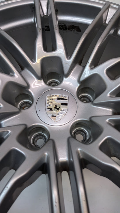 4 USED GENUINE PORSCHE CAYENNE 21X10 ET 60 5LUG SILVER WHEELS 7P5.601.025.H
