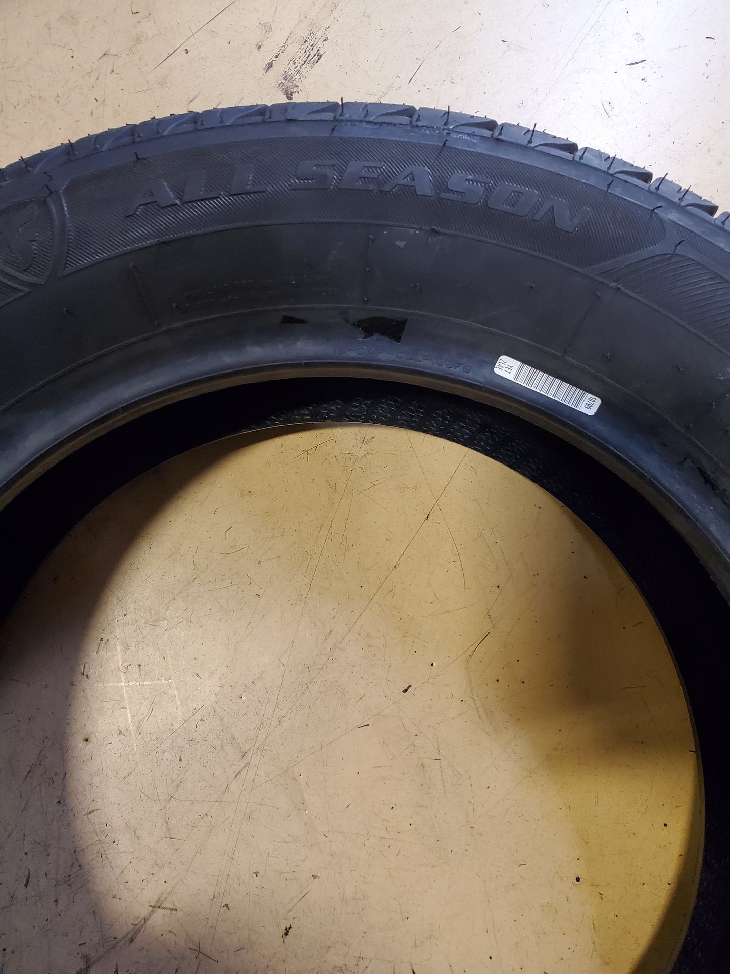FIRESTONE ALL SEASON BSW P 195 60 15 88T TIRE 006254
