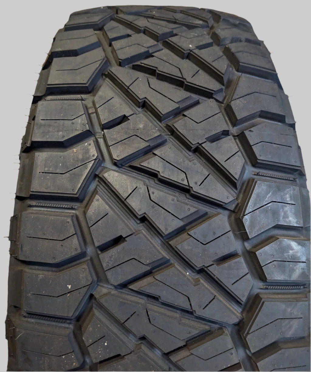 2 NITTO RIDGE GRAPPLER LT 325 65 18 127/124Q LRE 10PLY ALL TERRAIN TIRES 217550