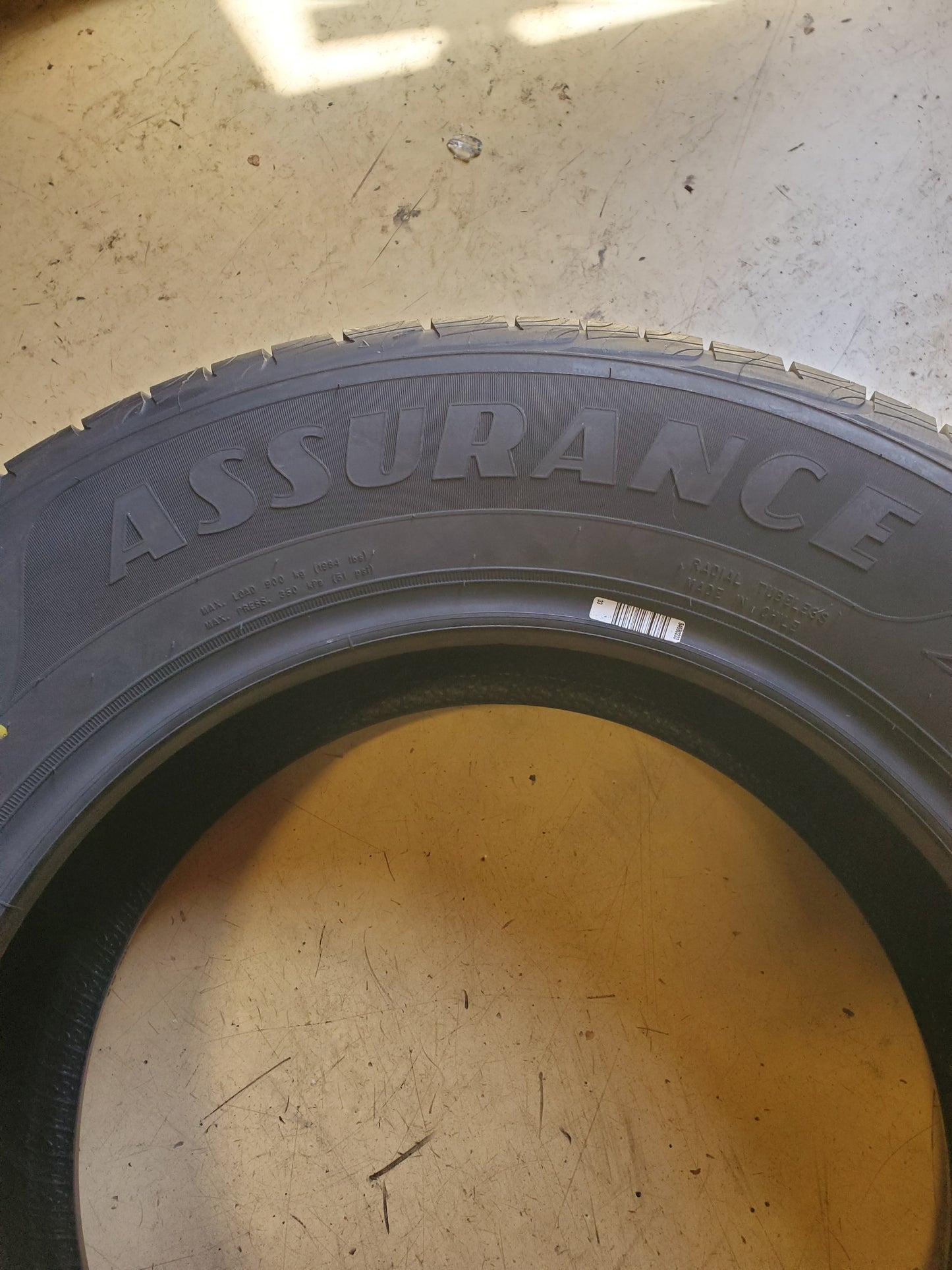 GOODYEAR ASSURANCE COMFORTDRIVE BSW P 235 65 17 104H ALL SEASON TIRE 413188582