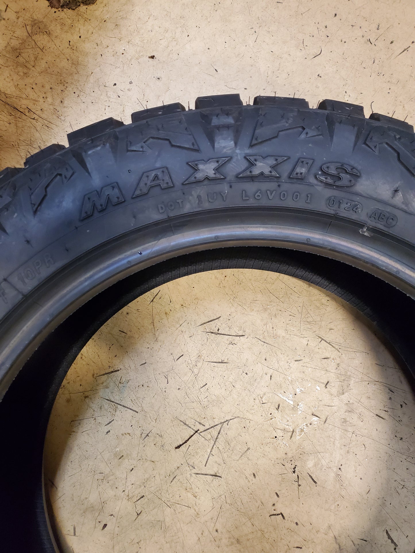 MAXXIS RAZR AT BSW LT 275 55 20 120/117T 10PLY ALL TERRAIN TIRE TL00121600