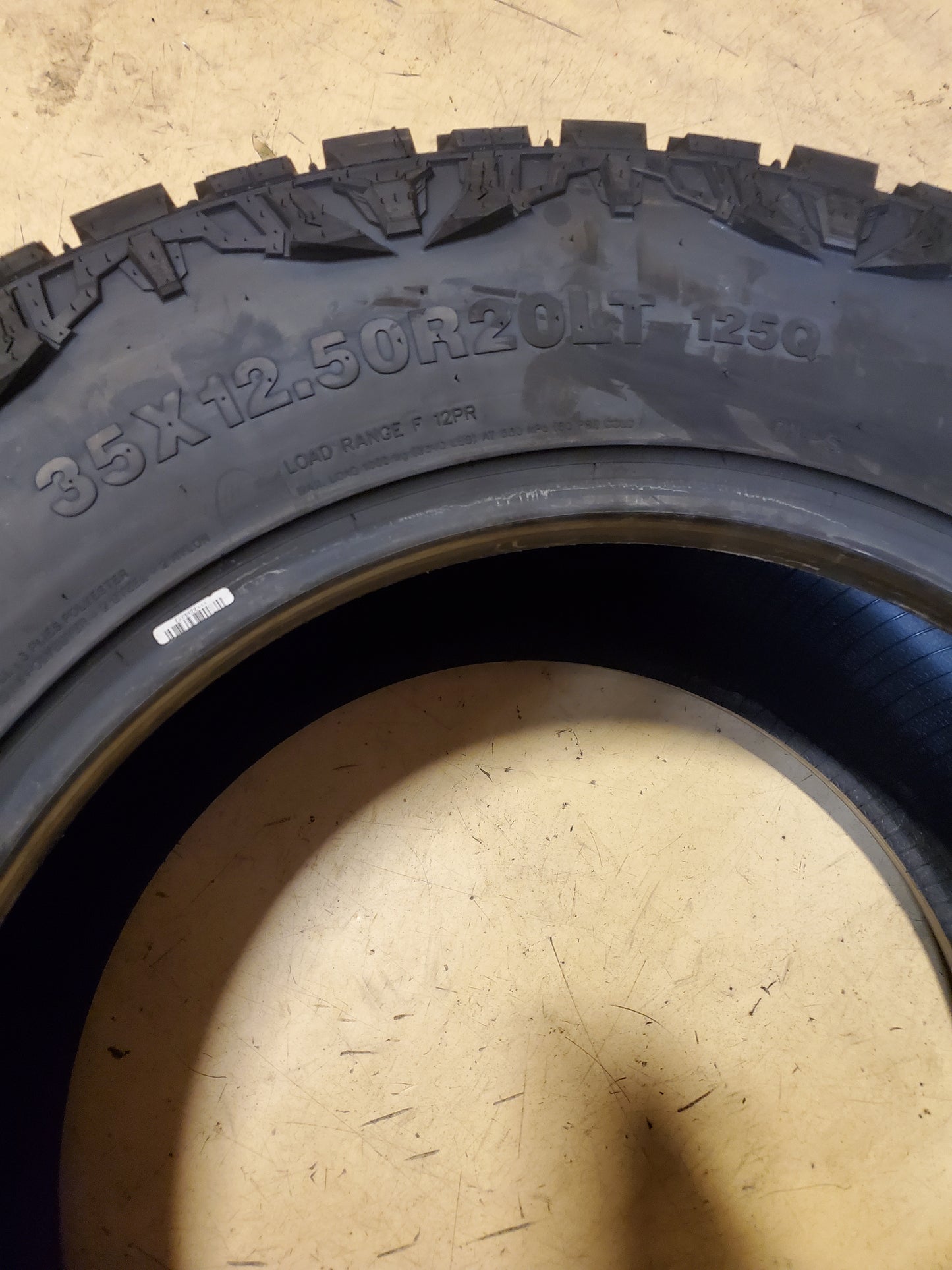 VENOM POWER TERRA HUNTER R/T+ BSW LT 35 12.5 20 125Q 12PLY RUGGED TIRE TVPRT18N