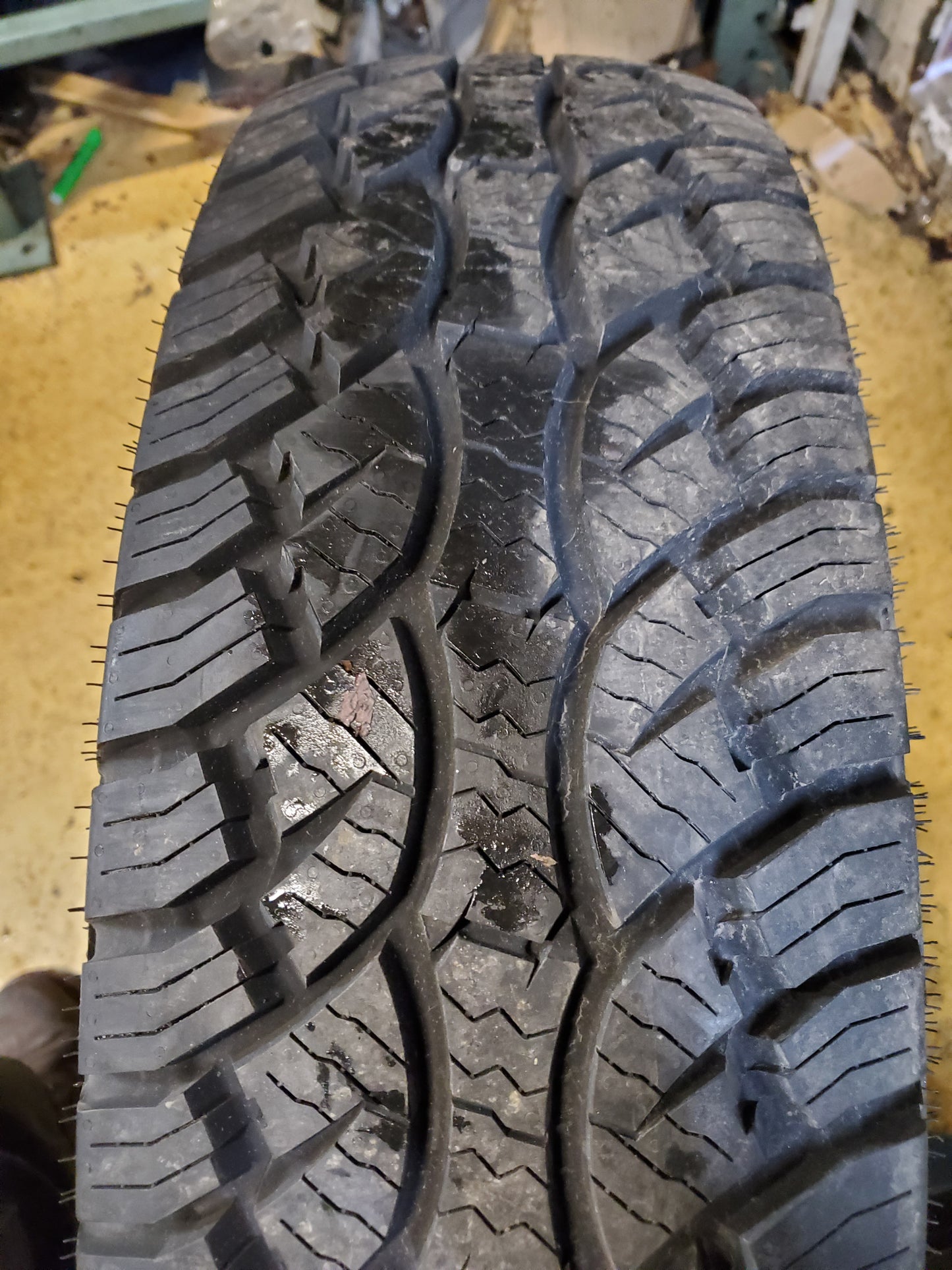 EVOLUXX ROTATOR A/T OWL LT 235 80 17 120/117R 10PLY ALL TERRAIN TIRE 221019960
